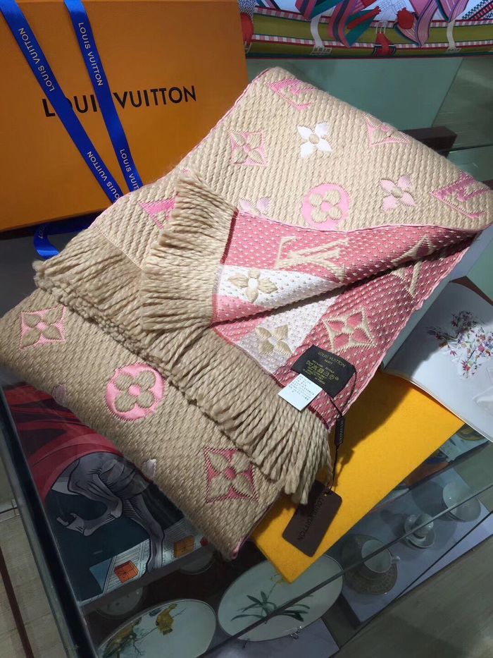 Louis Vuitton Scarf LV00156